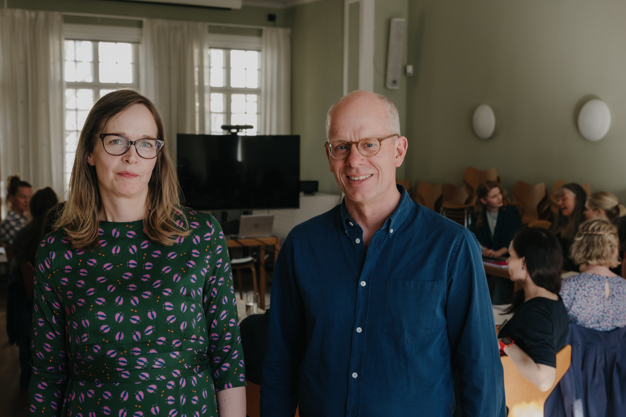 Bilde av prosjektleder fra NFFO, Kristine Isaksen og hovedlærer Bjørn Arild Ersland.